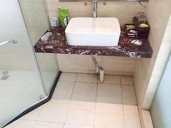 Danfengbailu Business Hotel Nanchang  Exterior photo